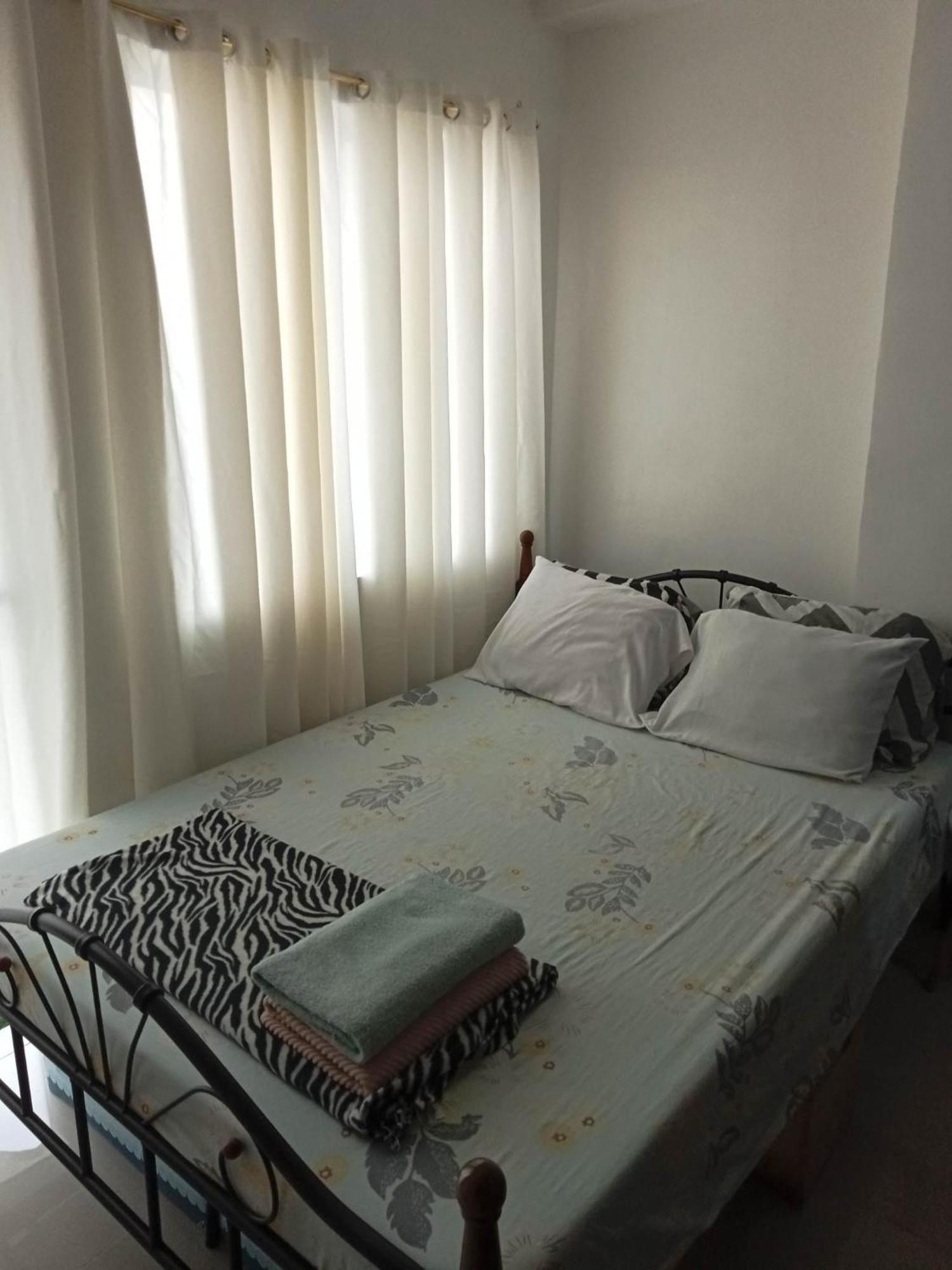 Kassel Residences Staycation Near Naia - Moonwalk Paranaque Paranaque City Kültér fotó